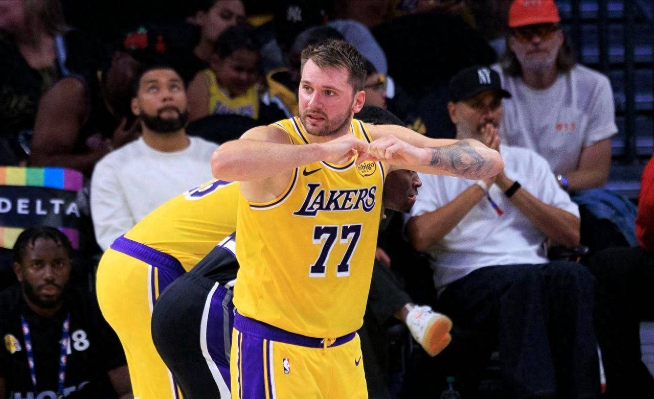 东契奇将缺席前两场季前赛,湖人希望其备战循序渐进的简单介绍 第2张