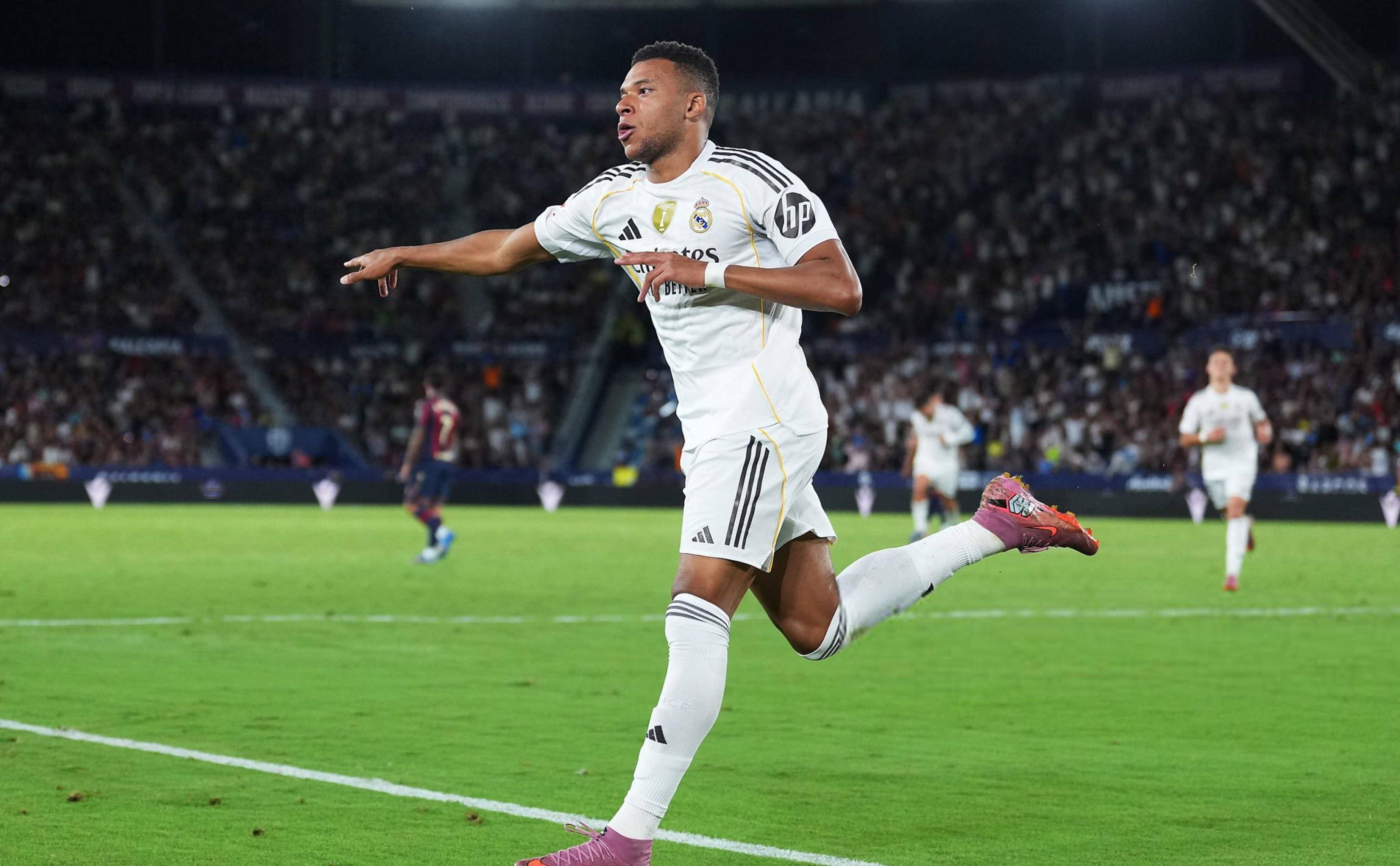 关于皇马VS比利亚雷亚尔:贝林厄姆坐镇两大新星领衔进攻线姆巴佩冲锋的信息 第2张