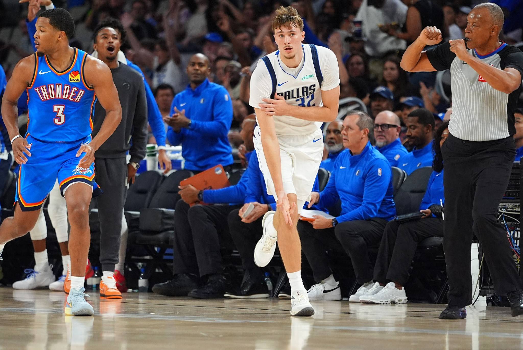 火箭队升至第四！美媒公布新赛季实力榜：湖人位列第五的简单介绍