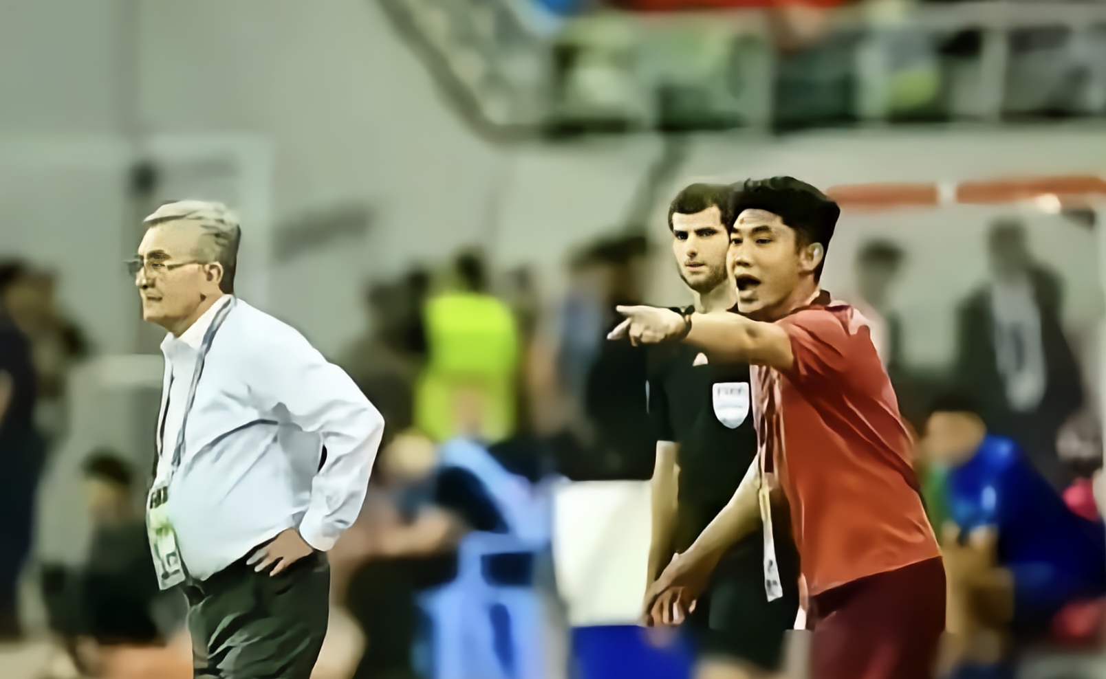 郑智执教能力遭质疑！名记：他连中甲都带不好，凭啥接国足？的简单介绍