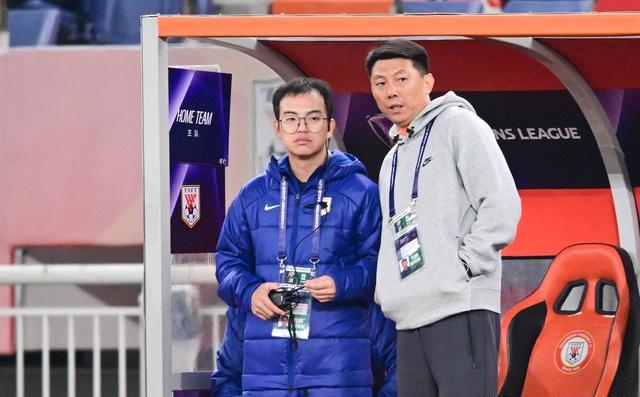 关于泰山官宣!韩鹏率队训练3大细节耳目一新新人上调一队的信息  第2张