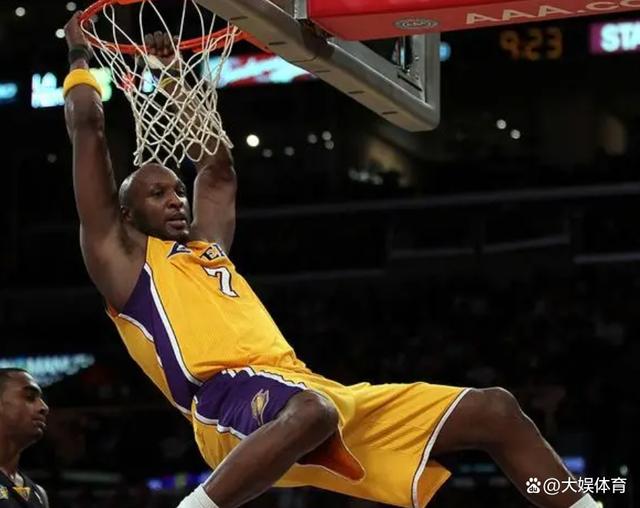 关于奥多姆很感恩科比，曾经为他归还百万美元的赌债，帮助他成为巨星的信息  第2张