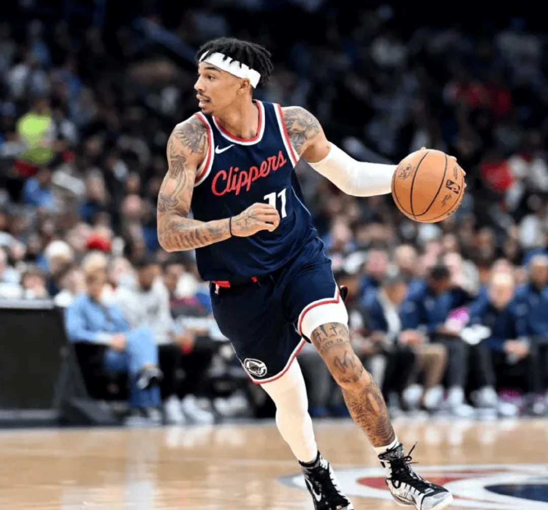 NBA-3方交易!科林斯加盟快船鲍威尔赴热火的简单介绍  第2张