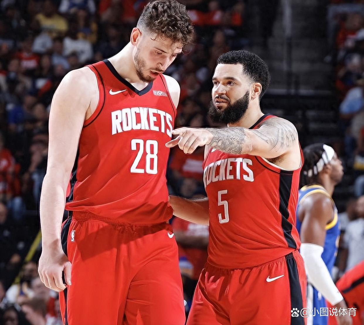 关于Shams：火箭与中锋亚当斯达成3年3900万美元续约合同的信息