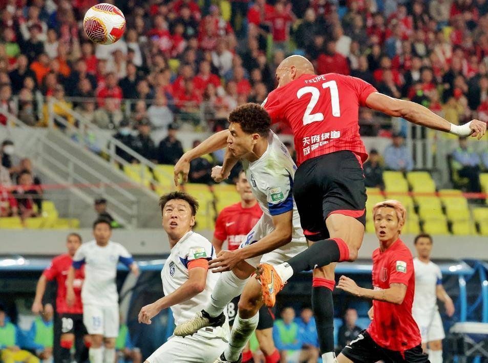 关于申花首次从成都蓉城挖走四大主力！中场核心意外领衔，值得期待的信息  第2张