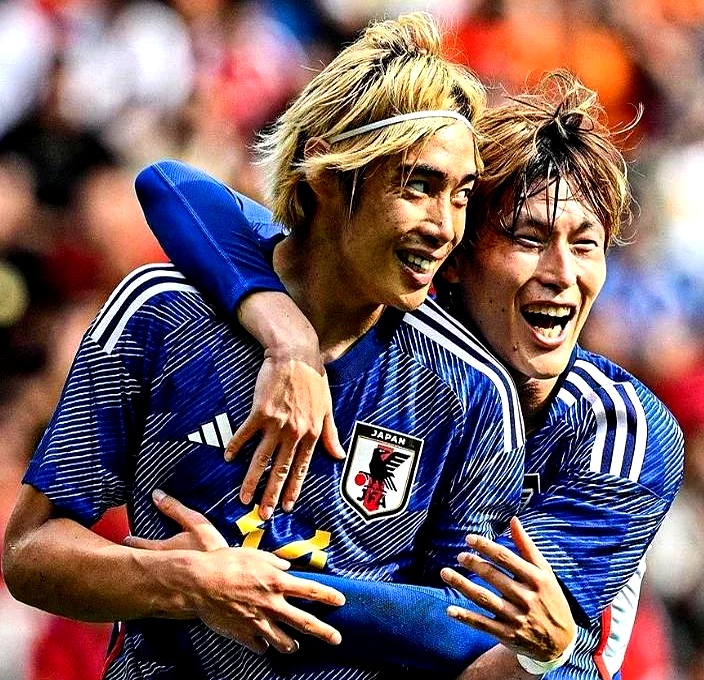 包含中甲半程过后：冲超和保级态势明晰，3+10+3格局清晰分析的词条