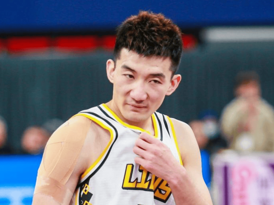 黄荣奇15分广东胜福建孙铭徽16+18广厦胜四川的简单介绍