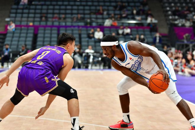 陈国豪25+9北控大胜首钢张宁23分山西胜天津的简单介绍