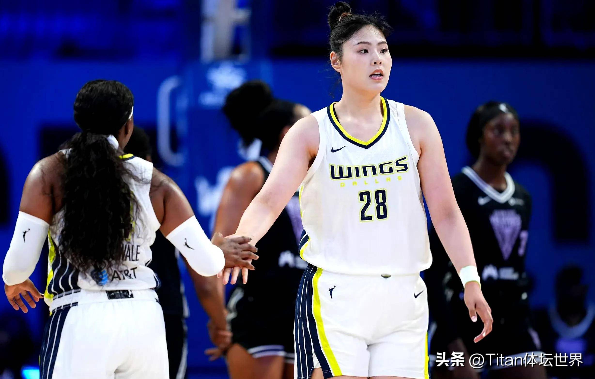 关于19分12篮板！李月汝取得WNBA生涯首次两双的信息