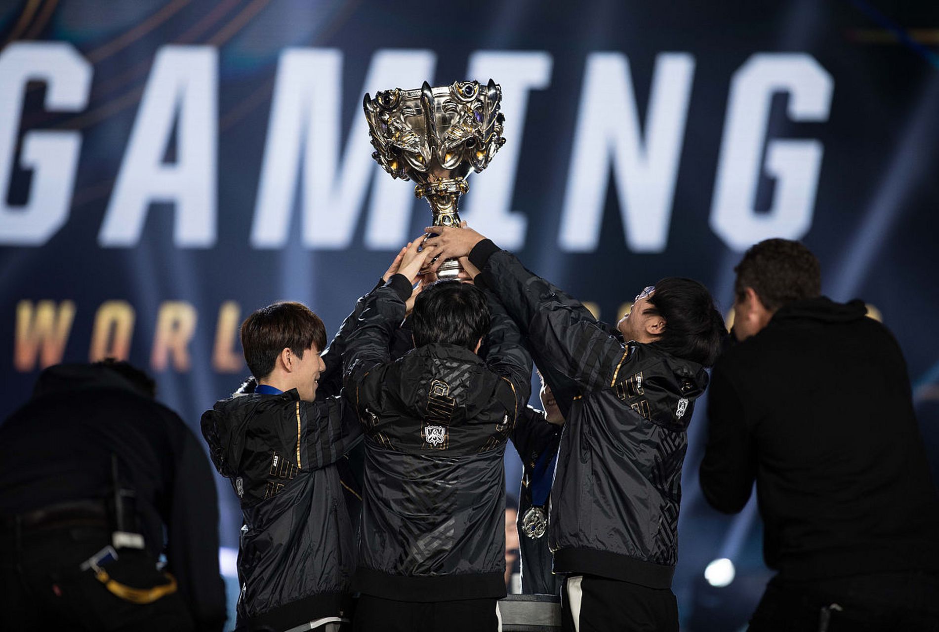 《英雄联盟》S13全球总决赛赛后总结，赛事亮点与不足并存的简单介绍