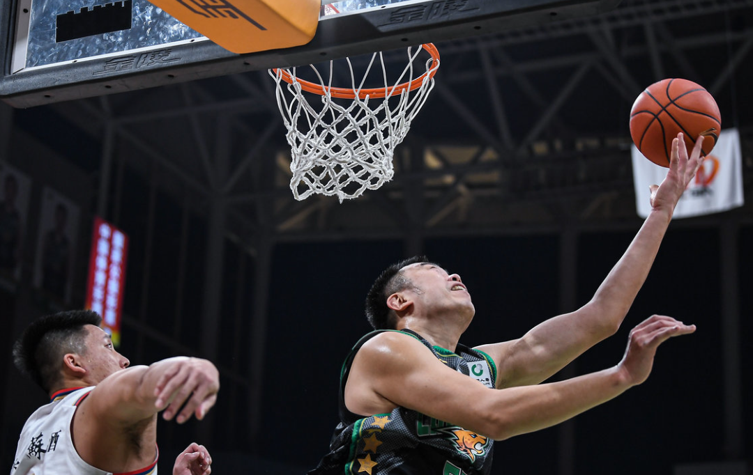 关于赵继伟17分辽宁胜宁波贺希宁38分深圳胜新疆的信息  第2张