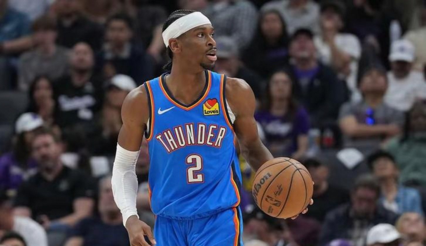 美媒质疑：亚历山大伸手把人推倒不是进攻犯规吗？的简单介绍