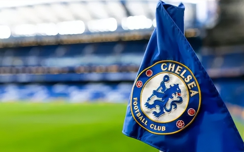 切尔西遭欧足联重罚:财务违规罚款创纪录,两季体育制裁笼罩未来的简单介绍 第1张