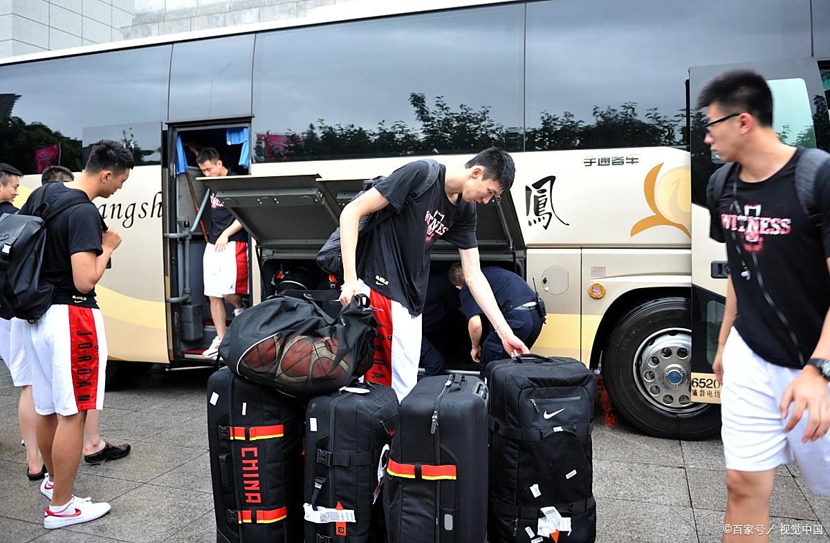 包含行李过多？国足官方回应：56件装备行李具体情况如下的词条  第2张