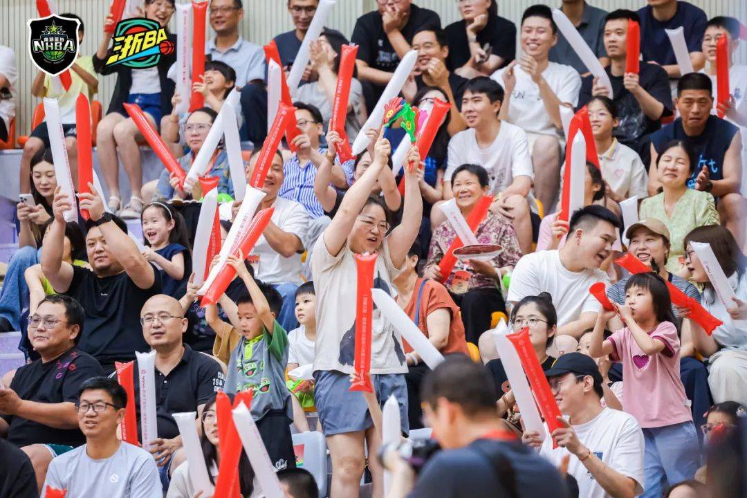 包含浙BA揭幕战诸暨取得开门红，浙江广厦主教练点赞：比CBA会玩儿的词条
