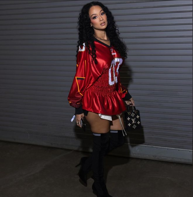 关于奶爸！杰伦-格林更新ins晒出与女儿的照片并写道：父爱️的信息