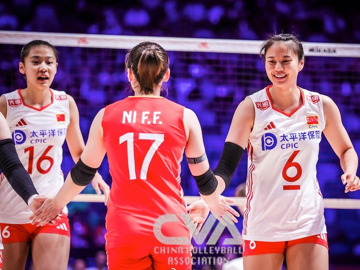 关于世联赛-中国女排3-2逆转多米尼加决胜局15-13夺第6胜的信息