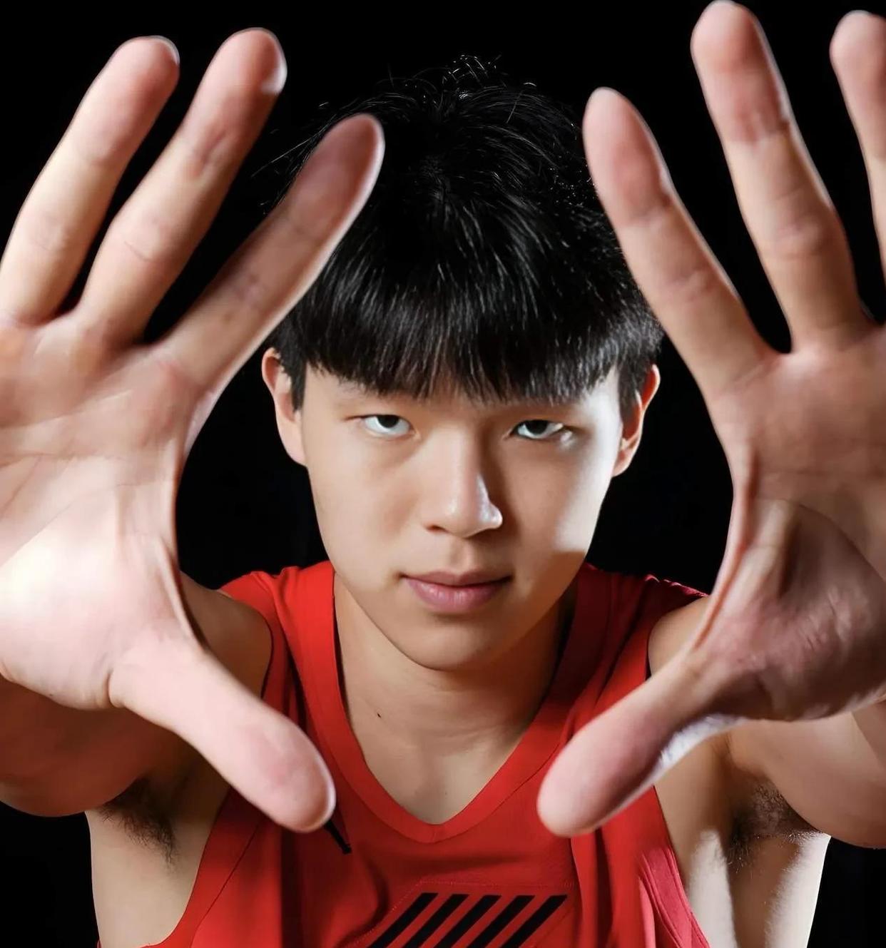 包含杨瀚森签约NBA年薪442万，上缴篮协+青岛后剩200万，比姚的词条  第2张