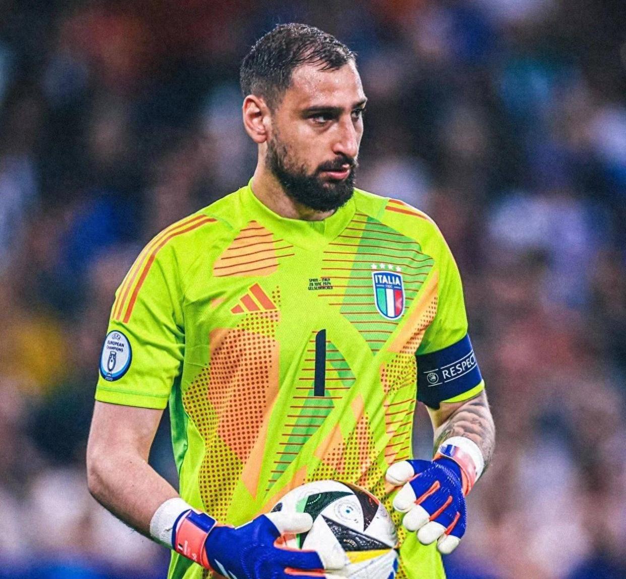 经纪人多纳鲁马配得上金球奖，没他的扑救巴黎的简单介绍