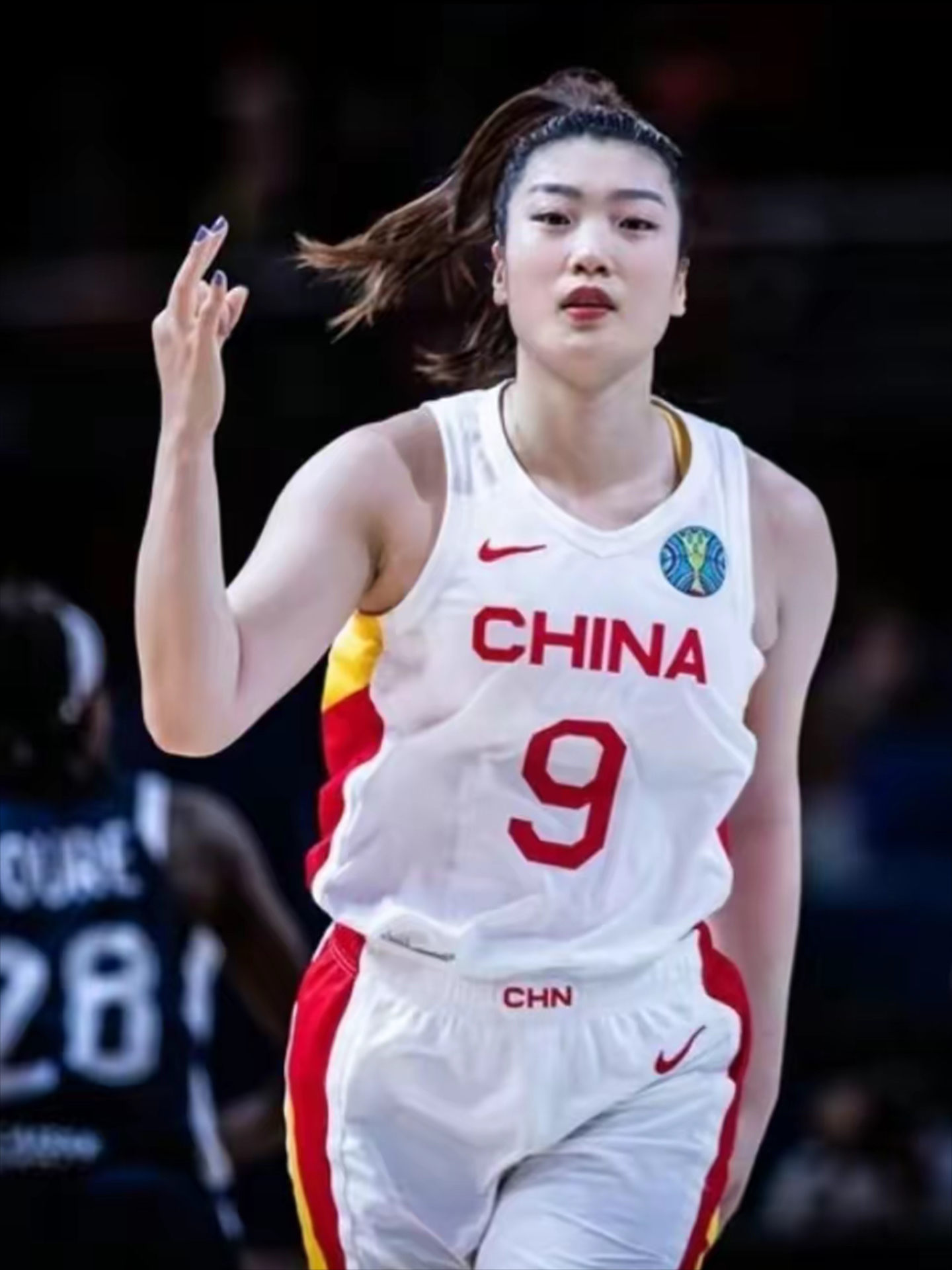 包含宫鲁鸣妥协了？李梦现身江苏苦练，有望回归，亚洲杯卫冕有戏了的词条  第2张