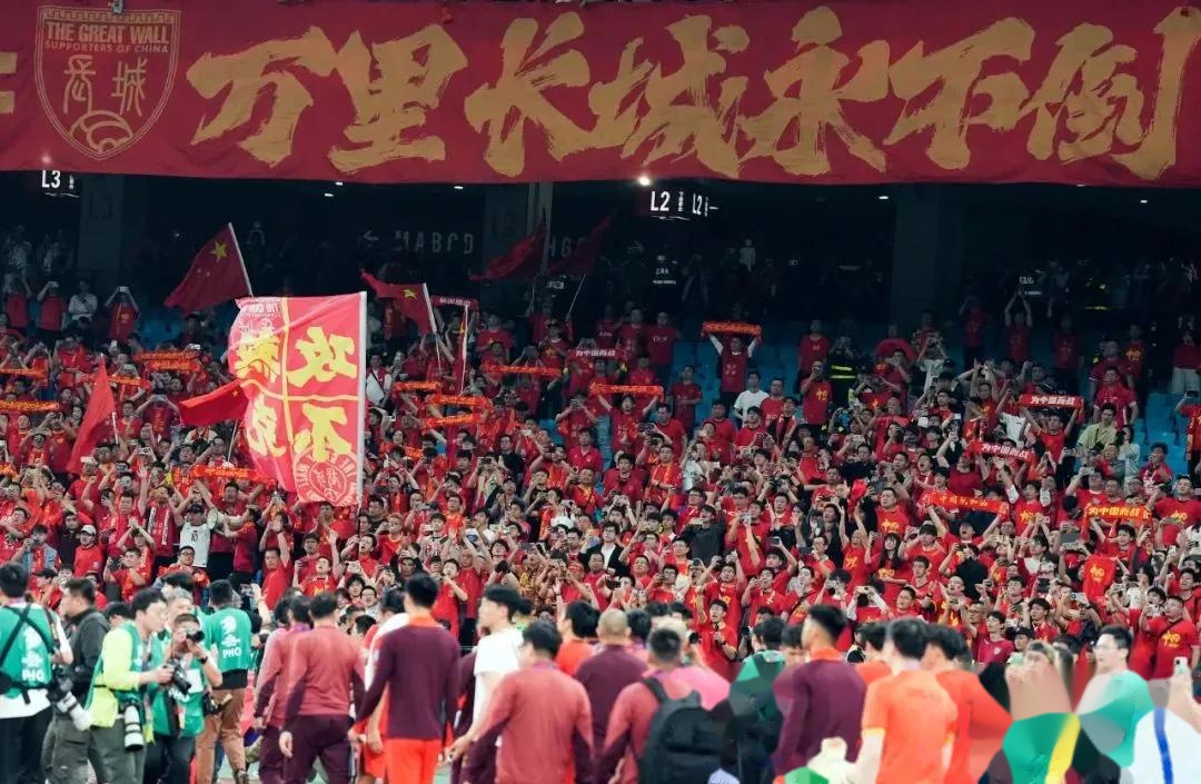 世预赛加油！国足今晚客场挑战巴林队