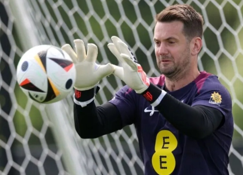 曼联与三门希顿达成协议,将续约至2026年6月 曼联与三门希顿达成协议,将续约至2026年6月