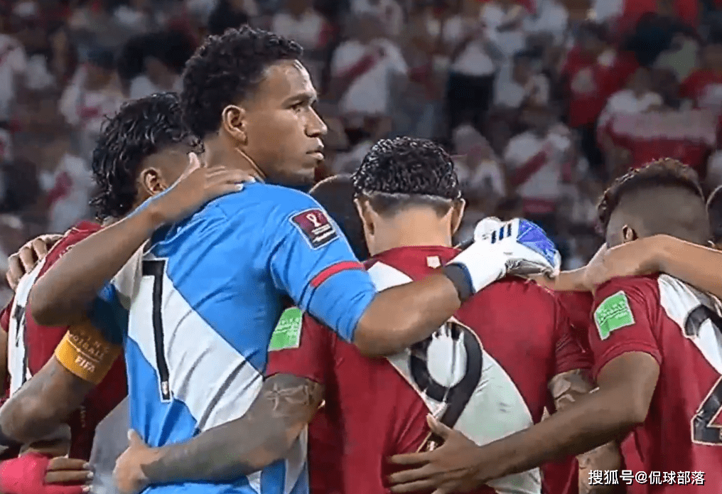 包含澳大利亚连续六届获决赛圈资格第四阶段6队西亚球队占5席的词条