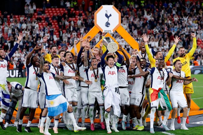 包含拿下欧冠是我的梦想；最想和荷兰队问鼎冠军之巅的词条