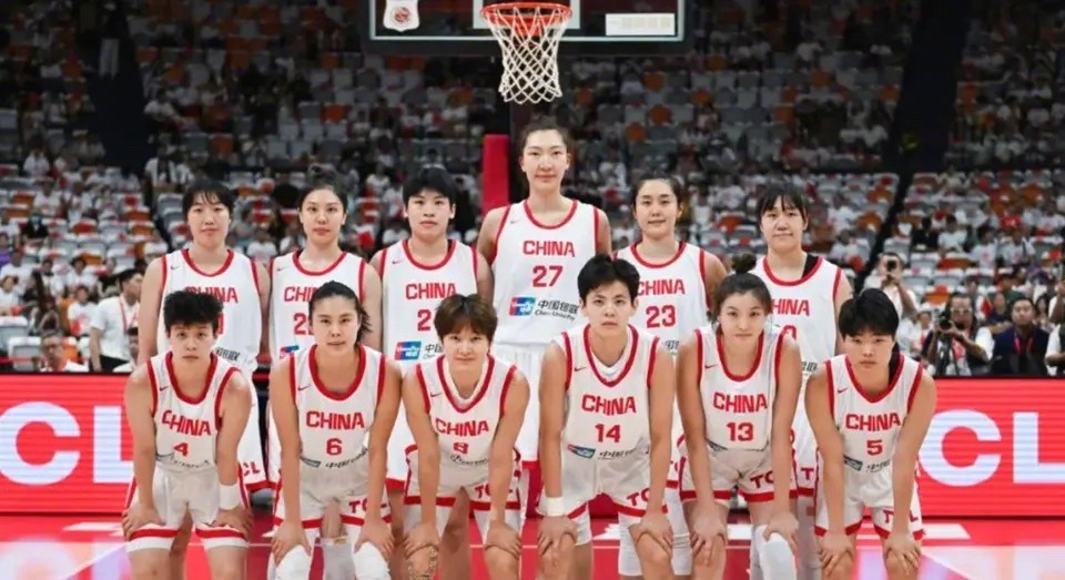 包含女篮亚洲杯最新实力榜：中国稳居第一日本被反超的词条