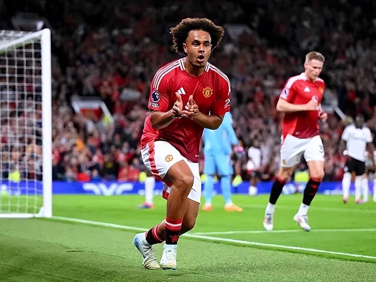 无奈!曼联盯上免签中锋,延长两人归队时间,无的简单介绍 无奈!曼联盯上免签中锋,延长两人归队时间,无的简单介绍