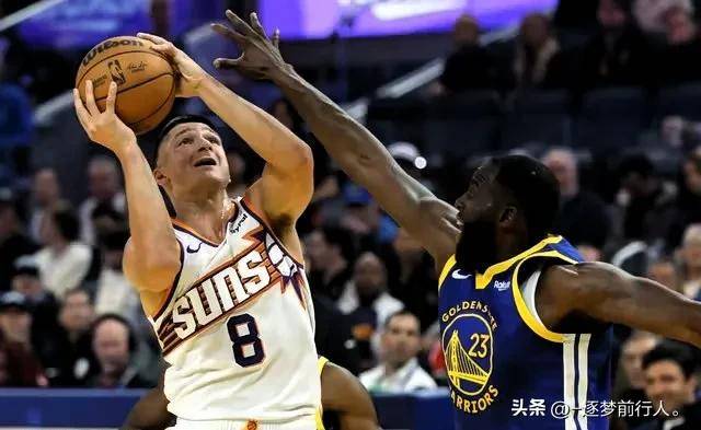太阳罚球绝杀送勇士三连败库里15+9+7布克25分的简单介绍