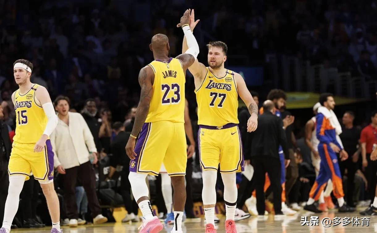 逆转，湖人10胜联盟唯一！东契奇45+5乔治34+8，老詹2的简单介绍