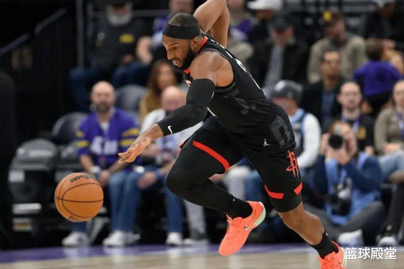 火箭加时128-133鹈鹕球员评价：杜兰特优秀，5人及格，3人低迷的简单介绍