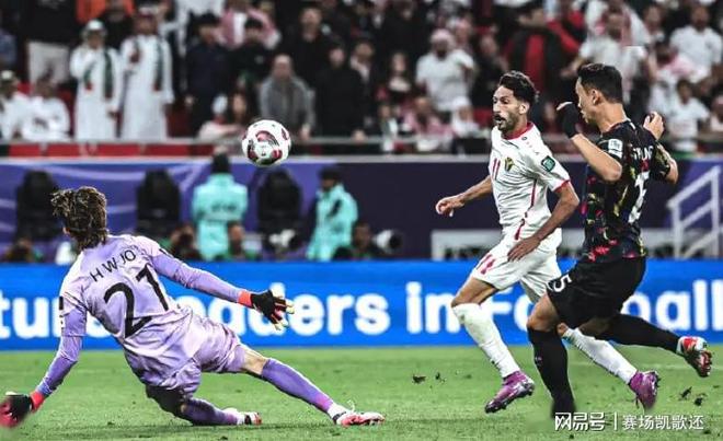 太尴尬！上海开季仅2胜2负防守糟糕+缺少战术配合的简单介绍  第2张