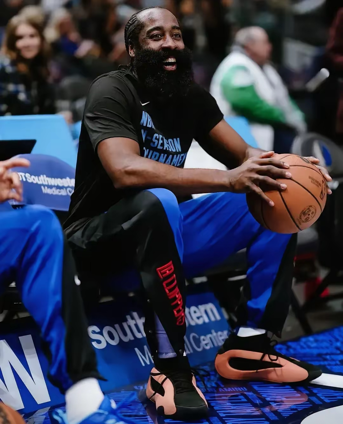 哈登谈得分历史前10：别提詹姆斯，没人能追上他的简单介绍  第1张