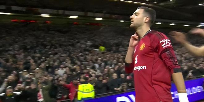 关于突发：曼联紧盯皇马猎物，英超三强加入哄抢！的信息  第2张