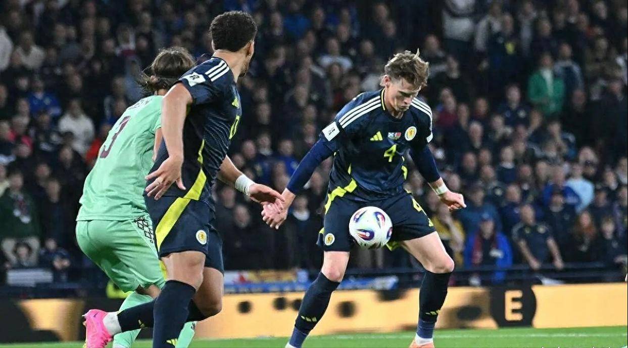 加纳乔一句话点赞麦克托米奈，苏格兰世界杯之路起航的简单介绍