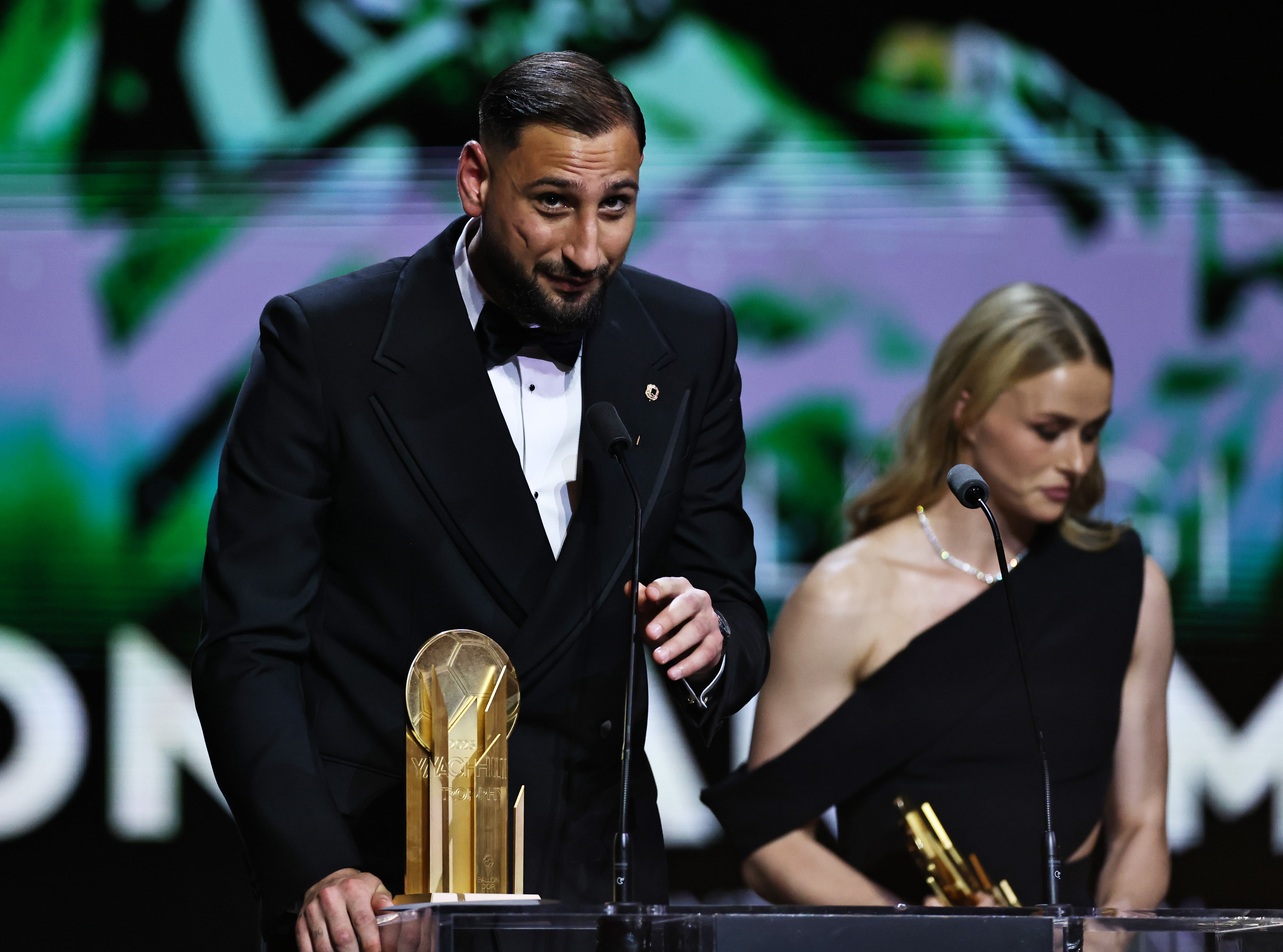 2025金球奖9月22日巴黎揭晓，男女各30人候选名单公布的简单介绍