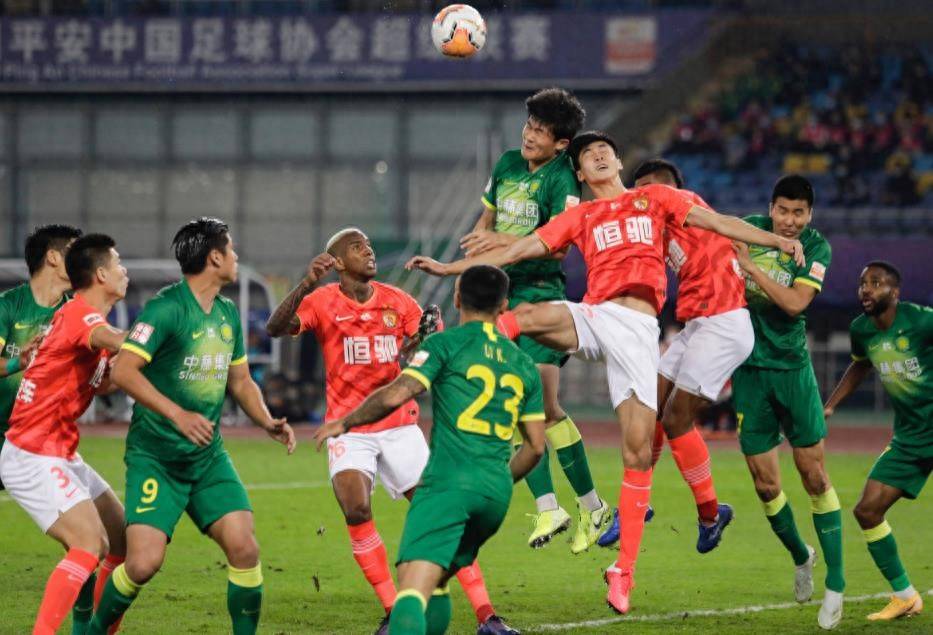 关于成都蓉城刚无缘足协杯决赛！就立马官宣引进格德斯，让他转会入队踢亚冠的信息