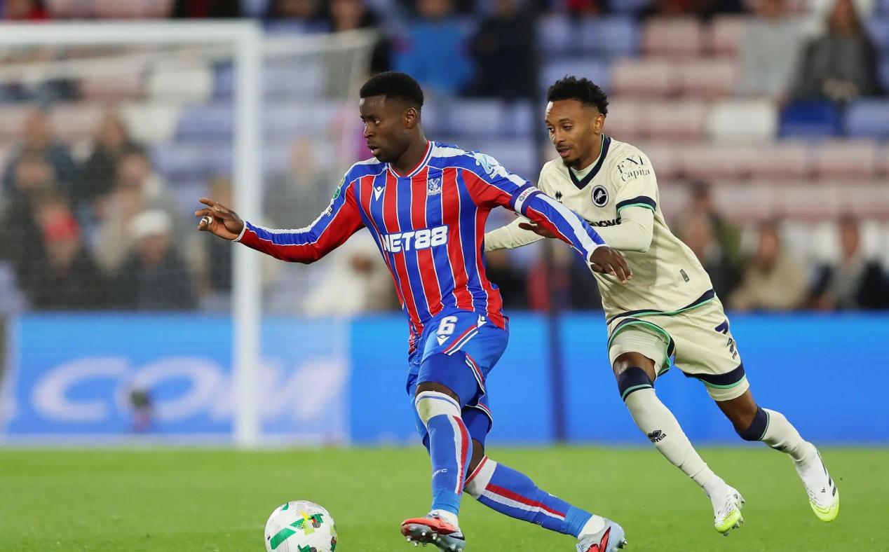 皇马将水晶宫中场沃顿列入引援名单，其身价8000万的简单介绍