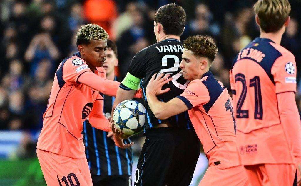 观战台：曼城火拼热刺争英超榜首皇马巴萨冲击两连胜的简单介绍