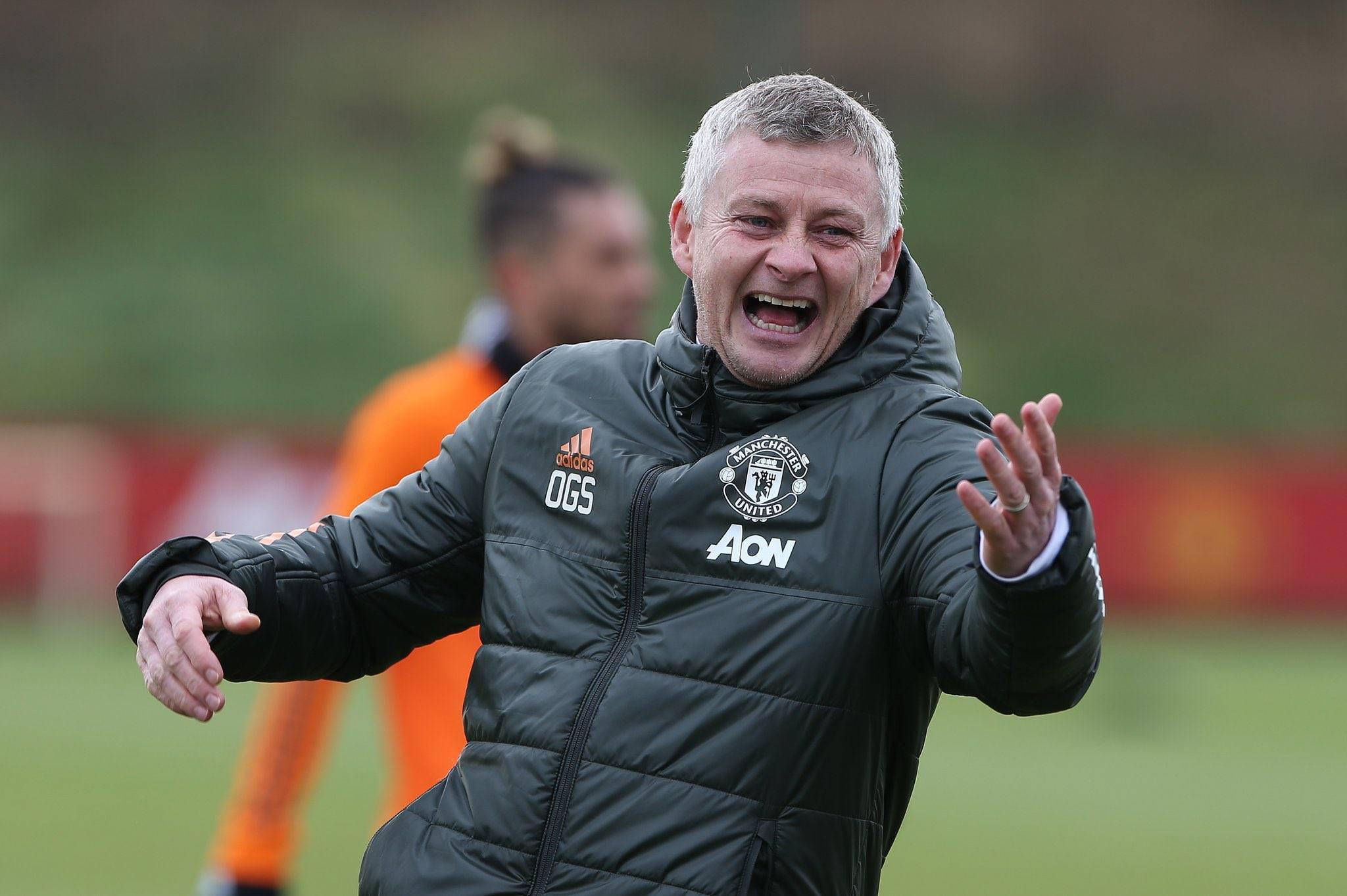 包含要到饭了？曼城3员大将，被土超豪门巧取豪夺，竞想1500万打包的词条