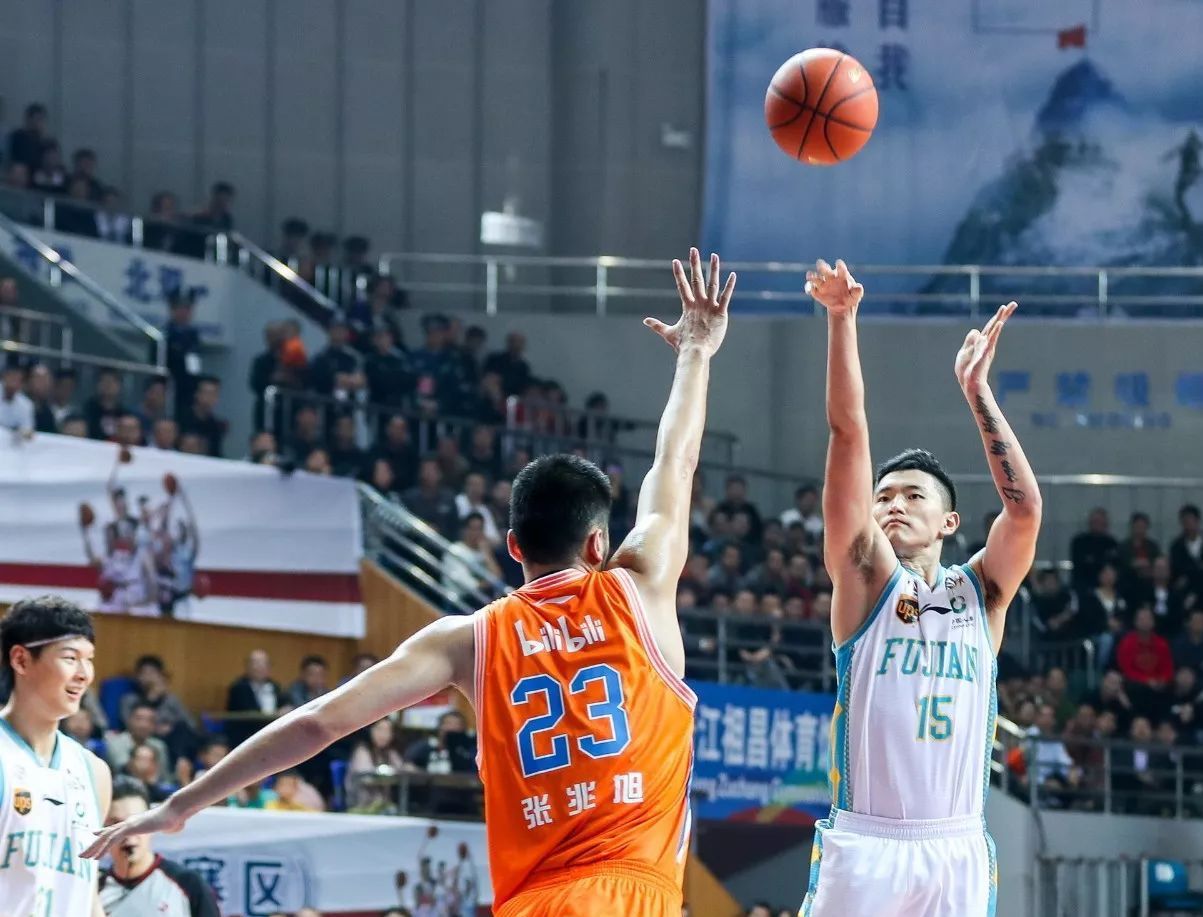 陈林坚有望加盟山东男篮，近两赛季，他仅出战10场比赛的简单介绍