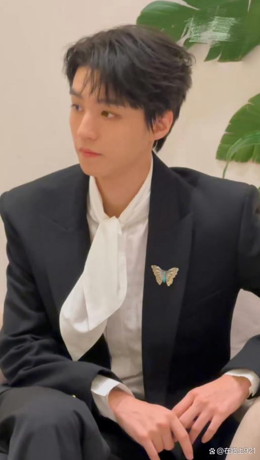 EWC发文：中国唯一推广大使王俊凯即将亮相开幕式红毯！的简单介绍