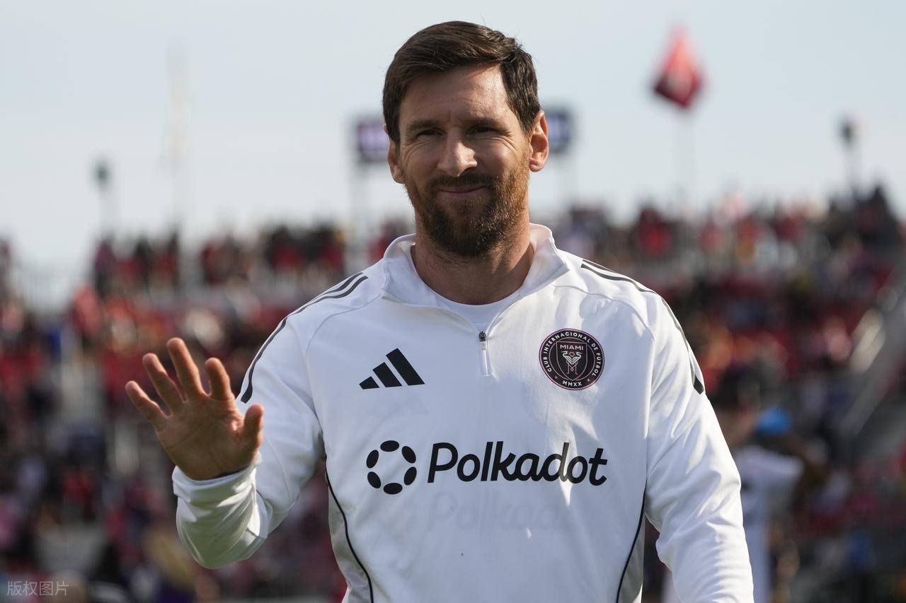 关于足坛历史上有哪些老当益壮的球员，年纪大了还能有出色的表现？的信息