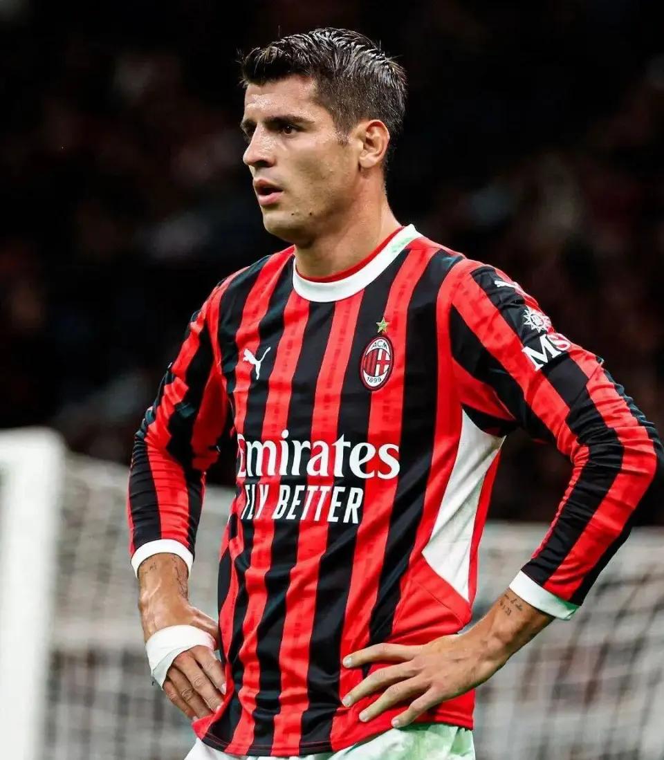 热刺将帕斯列为引援候选，已与球员所有者皇马&科莫接触的简单介绍