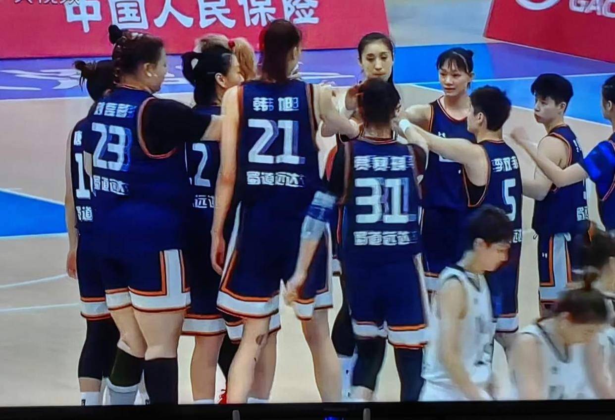 全运会女篮成年组附加赛第三日综述：山西完胜天津的简单介绍