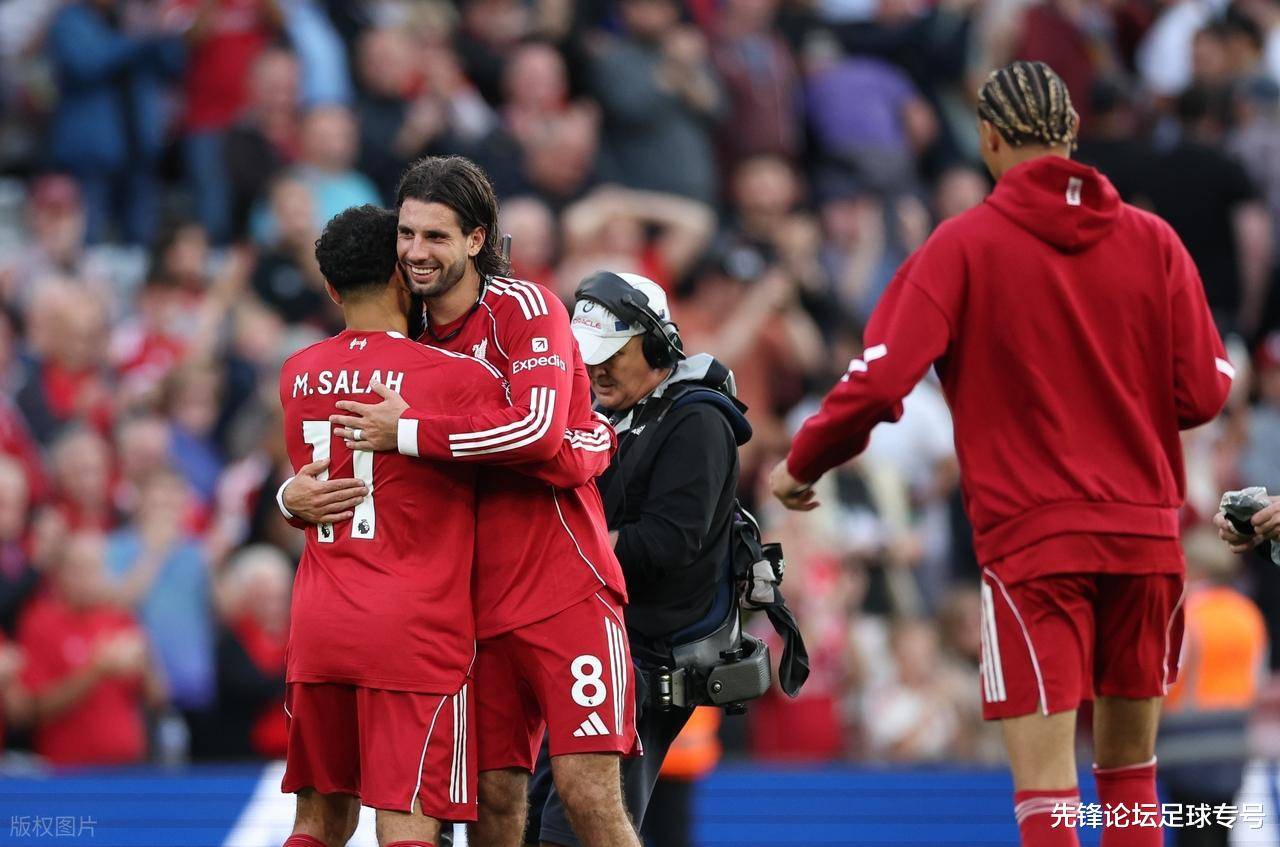 包含关键时刻,利物浦阿森纳“挖”走强援,曼联更难进欧冠的词条 包含关键时刻,利物浦阿森纳“挖”走强援,曼联更难进欧冠的词条