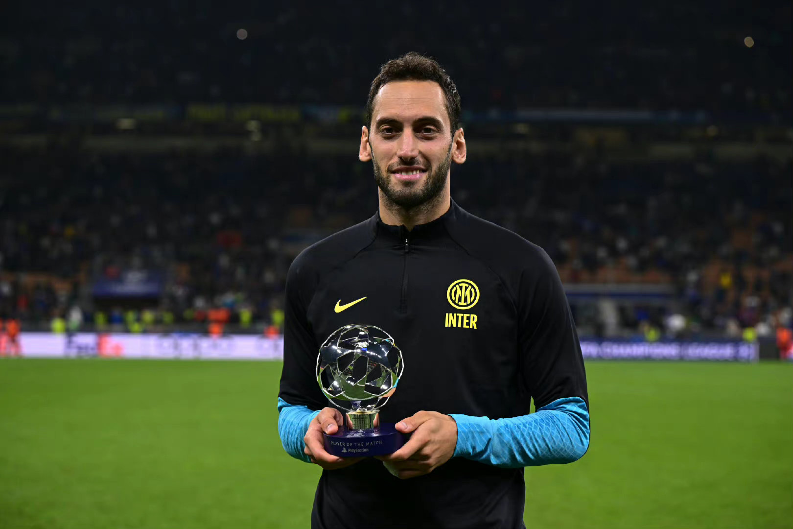 加泰电台：欧足联已经同意巴萨欧冠首轮在客场比