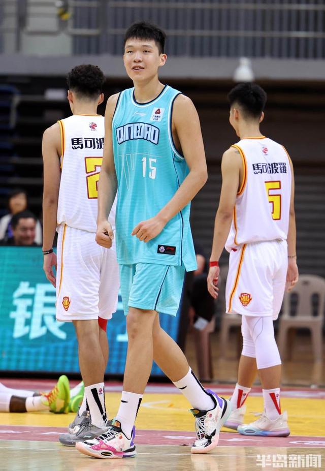 包含媒体：今年夏季联赛青岛站冠军奖金30万元为夏联5站中最高的词条